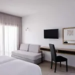 Üdülőközpont Atlantica Panthea 4*