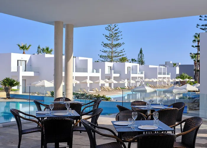 Atlantica Panthea 4* Ayia Napa