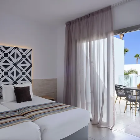 Atlantica Panthea 度假村