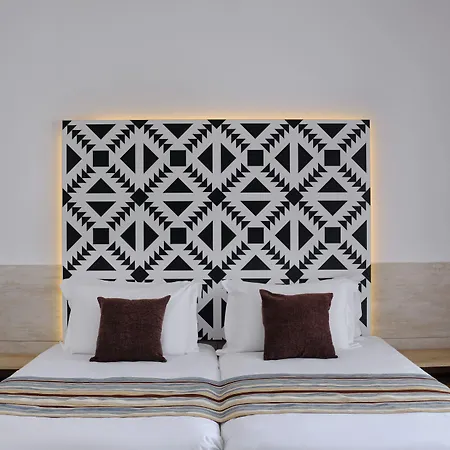 리조트 Atlantica Panthea 아이아 나파