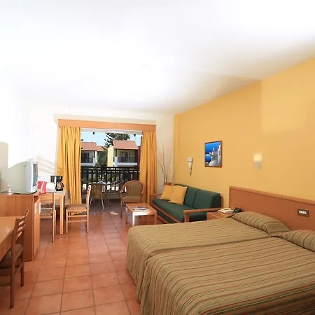 Semesteranläggning (resort) Panthea Village Water Park 4*