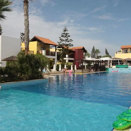 度假村 Atlantica Panthea 圣纳帕