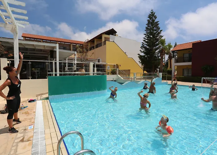 Semesteranläggning (resort) Atlantica Panthea 4*